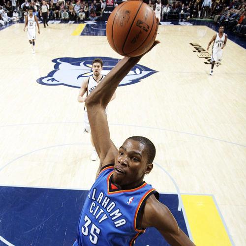 随即将球击 随即将球击